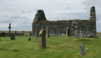 Ruined chapel and cross at Kilnave